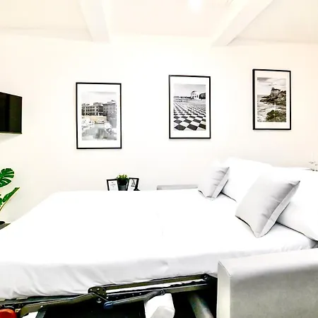 Borgo Apartment, Zona Porto